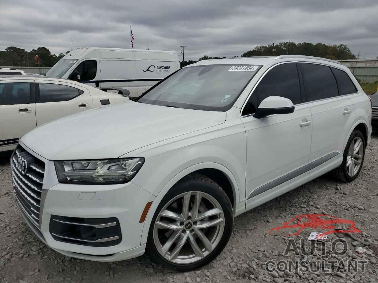 AUDI Q7 2018 - WA1VAAF73JD036833