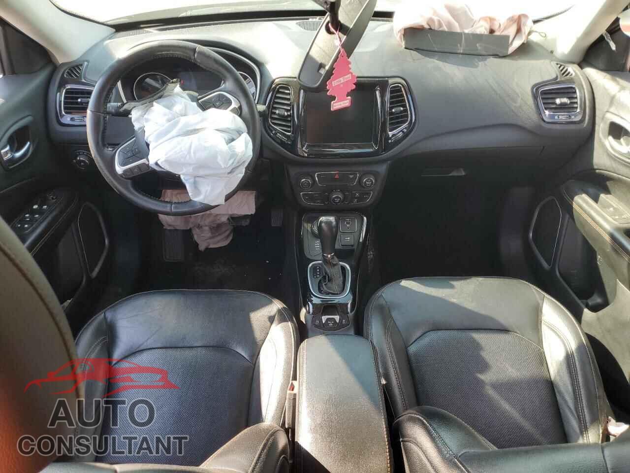 JEEP COMPASS 2020 - 3C4NJDCB8LT215513