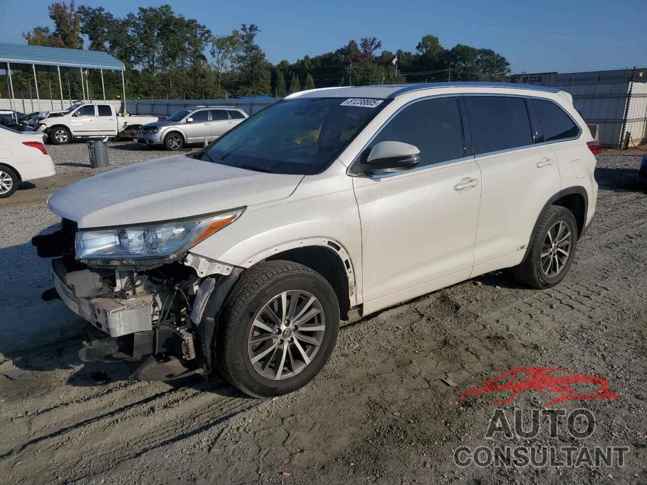 TOYOTA HIGHLANDER 2018 - 5TDKZRFH6JS527426
