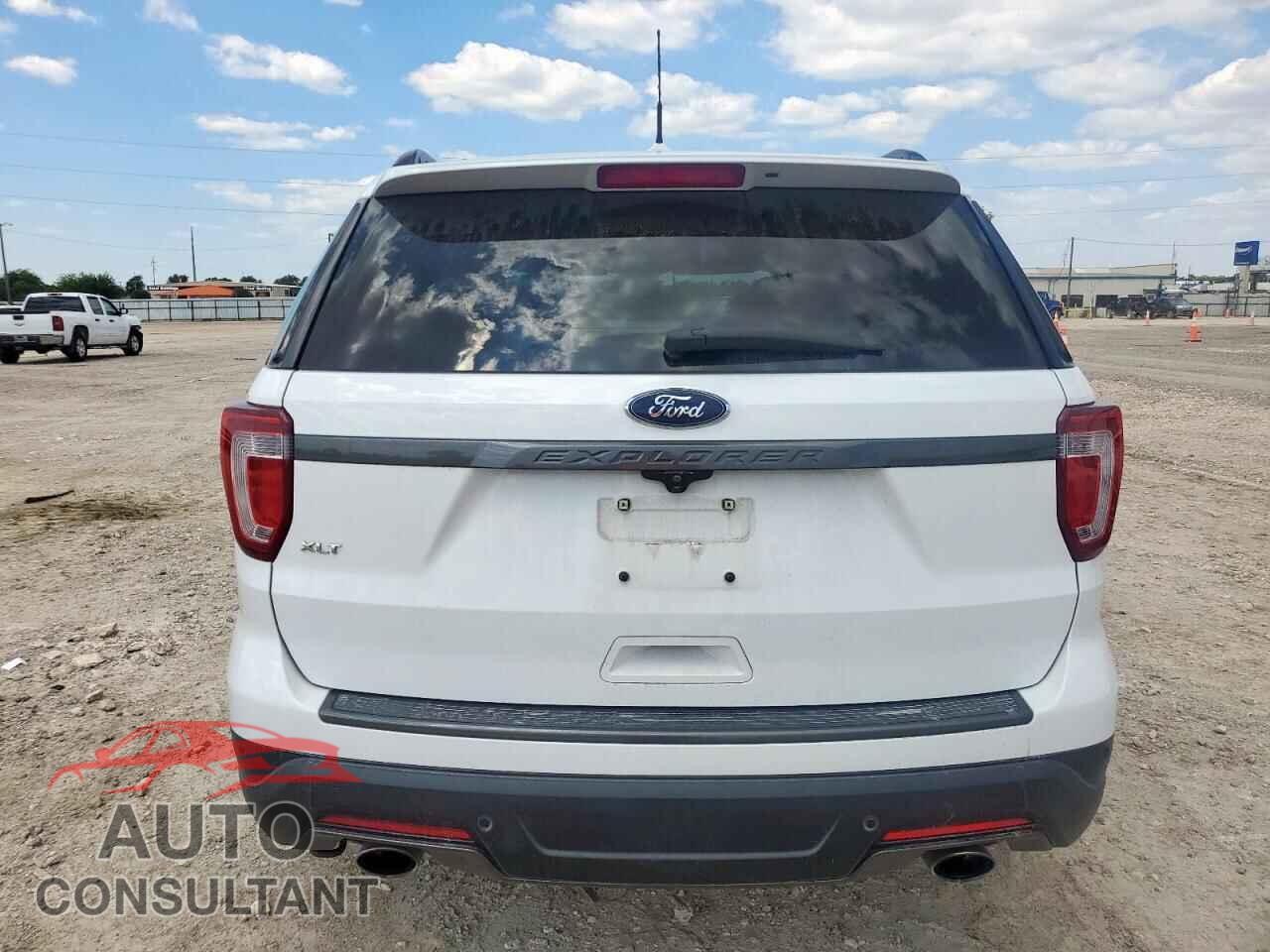 FORD EXPLORER 2018 - 1FM5K7D80JGC68916