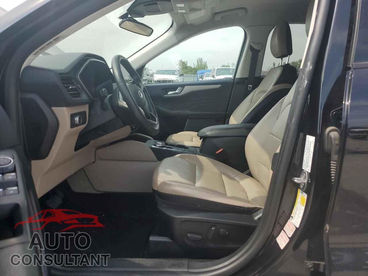 FORD ESCAPE 2021 - 1FMCU9H69MUA51179