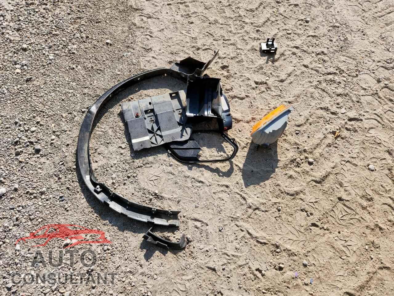 FORD ESCAPE 2017 - 1FMCU0F70HUB66301