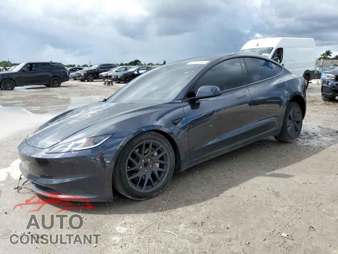 TESLA MODEL 3 2024 - 5YJ3E1EA7RF868372