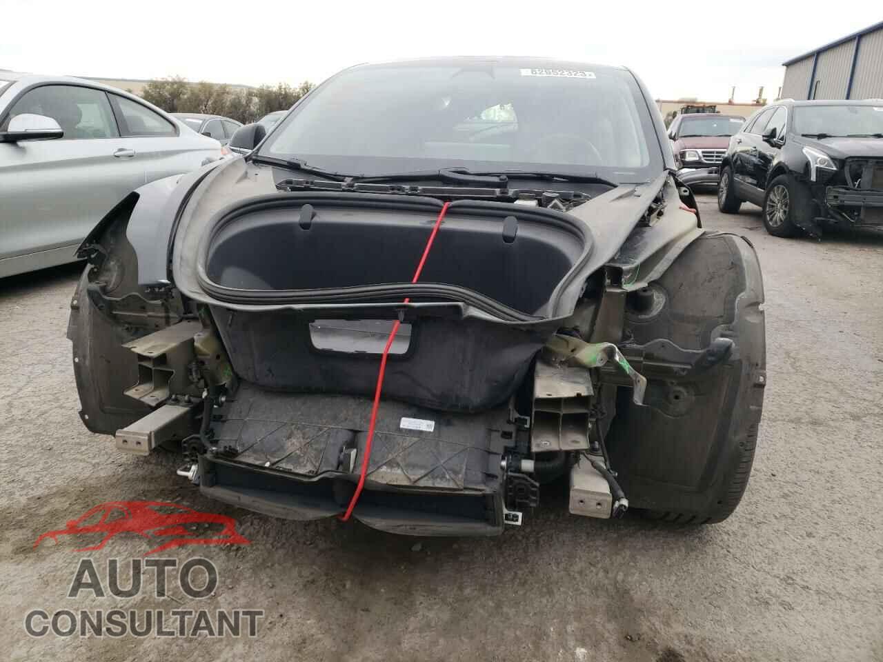 TESLA MODEL 3 2018 - 5YJ3E1EA9JF171869