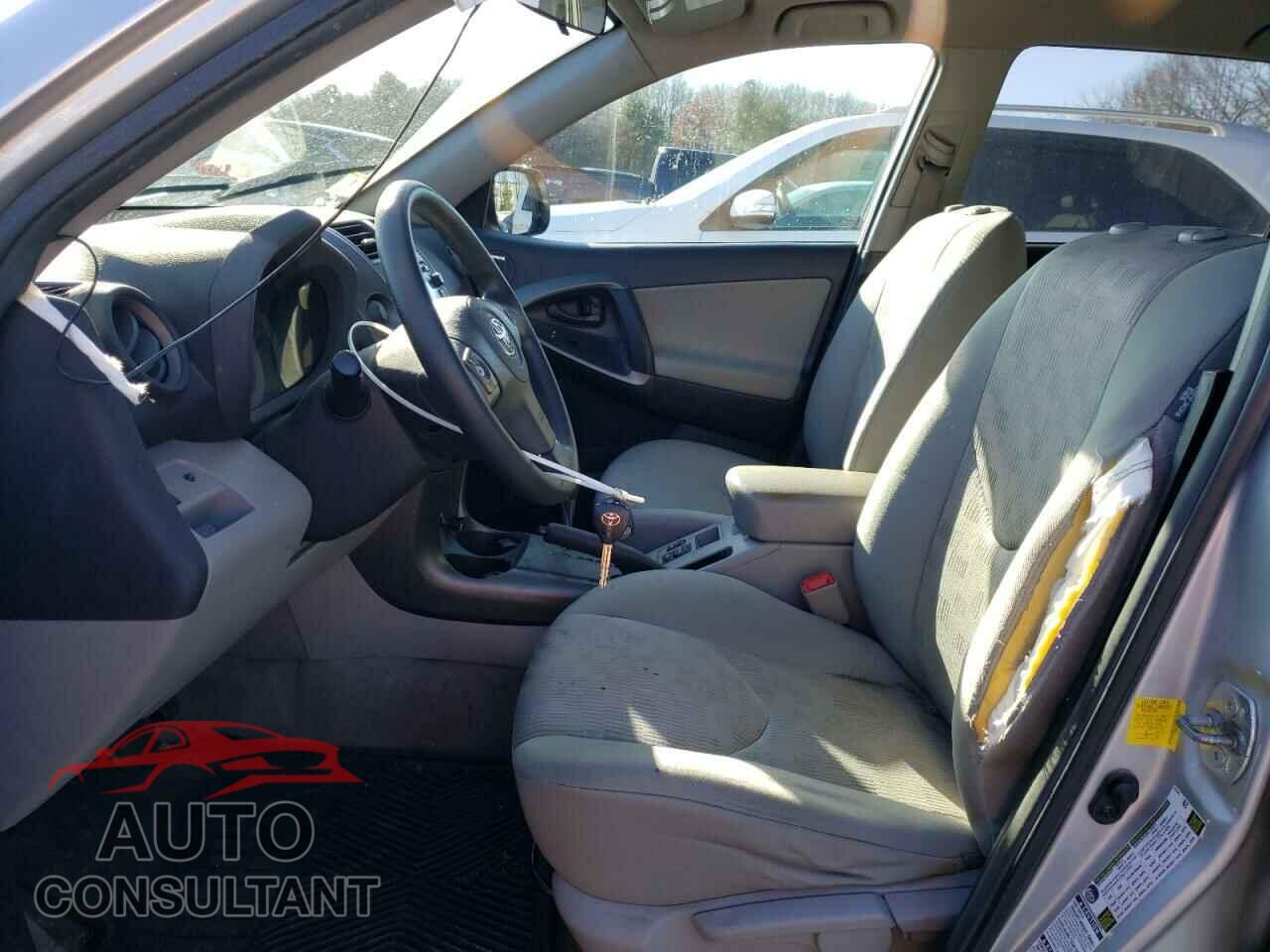TOYOTA RAV4 2012 - 2T3BF4DV9CW256562