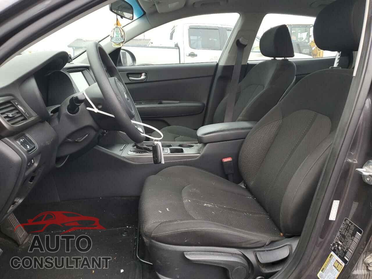 KIA OPTIMA 2018 - KNAGT4L35J5232727