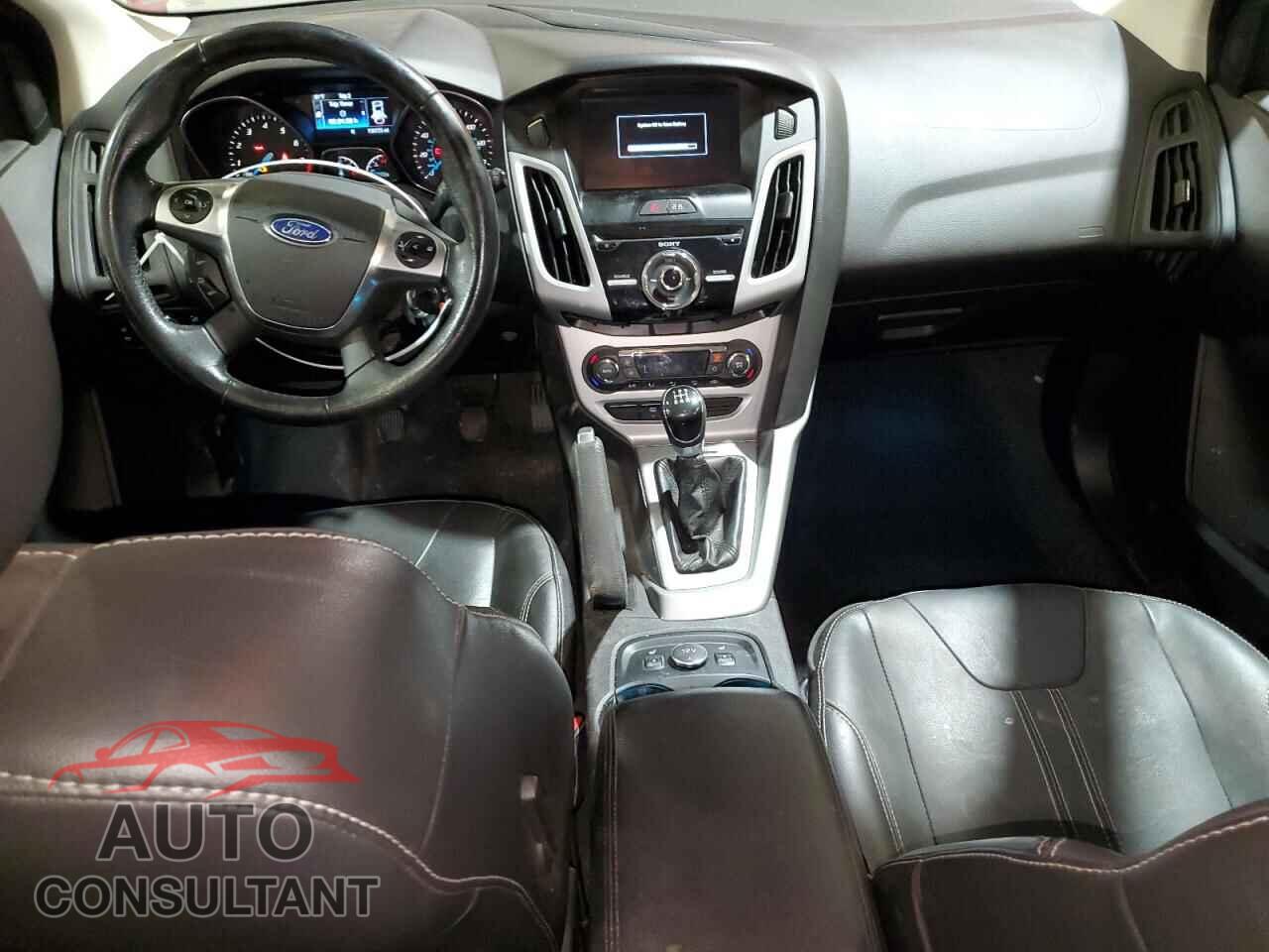 FORD FOCUS 2014 - 1FADP3K26EL360415