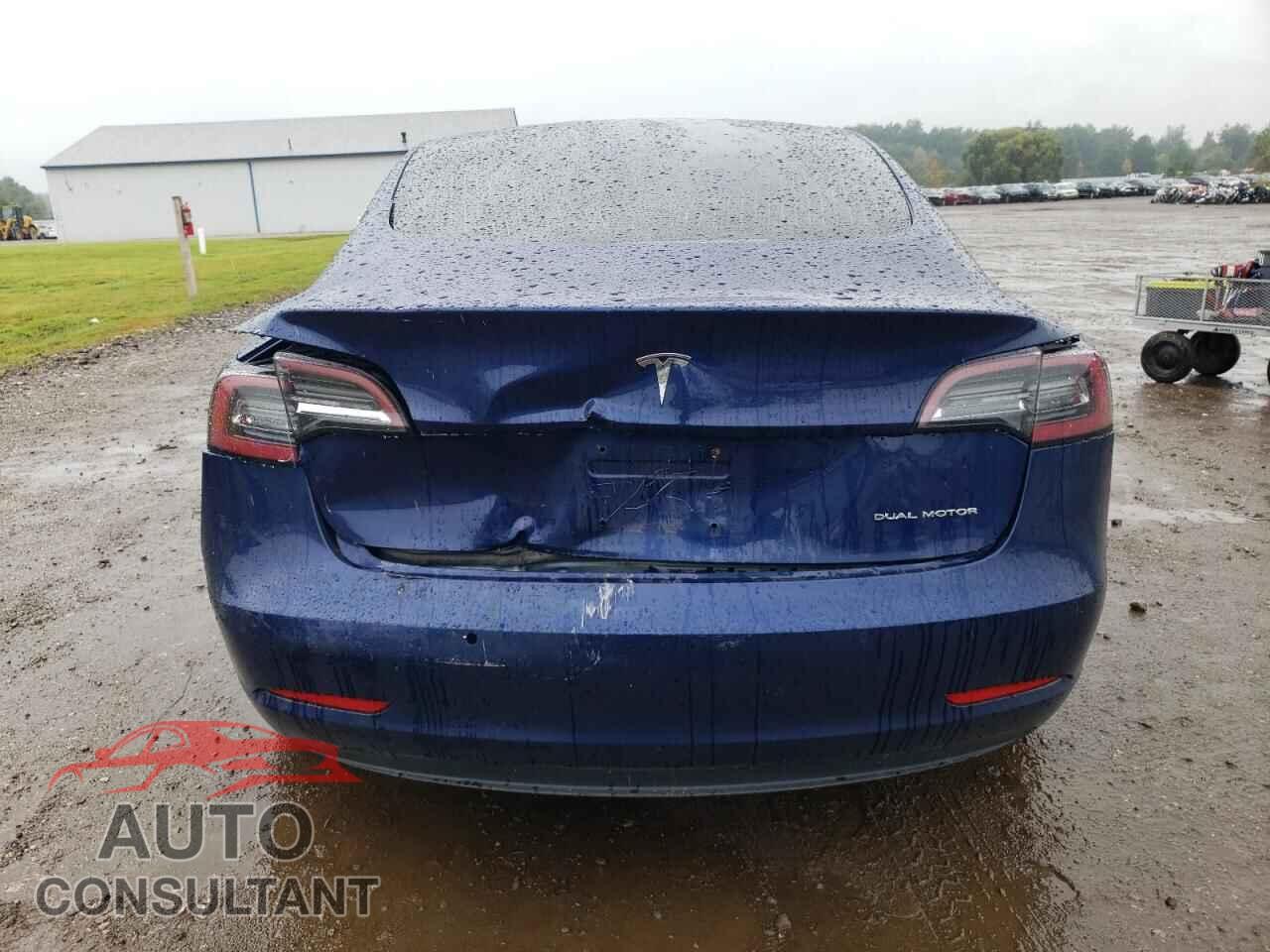 TESLA MODEL 3 2018 - 5YJ3E1EB2JF105401