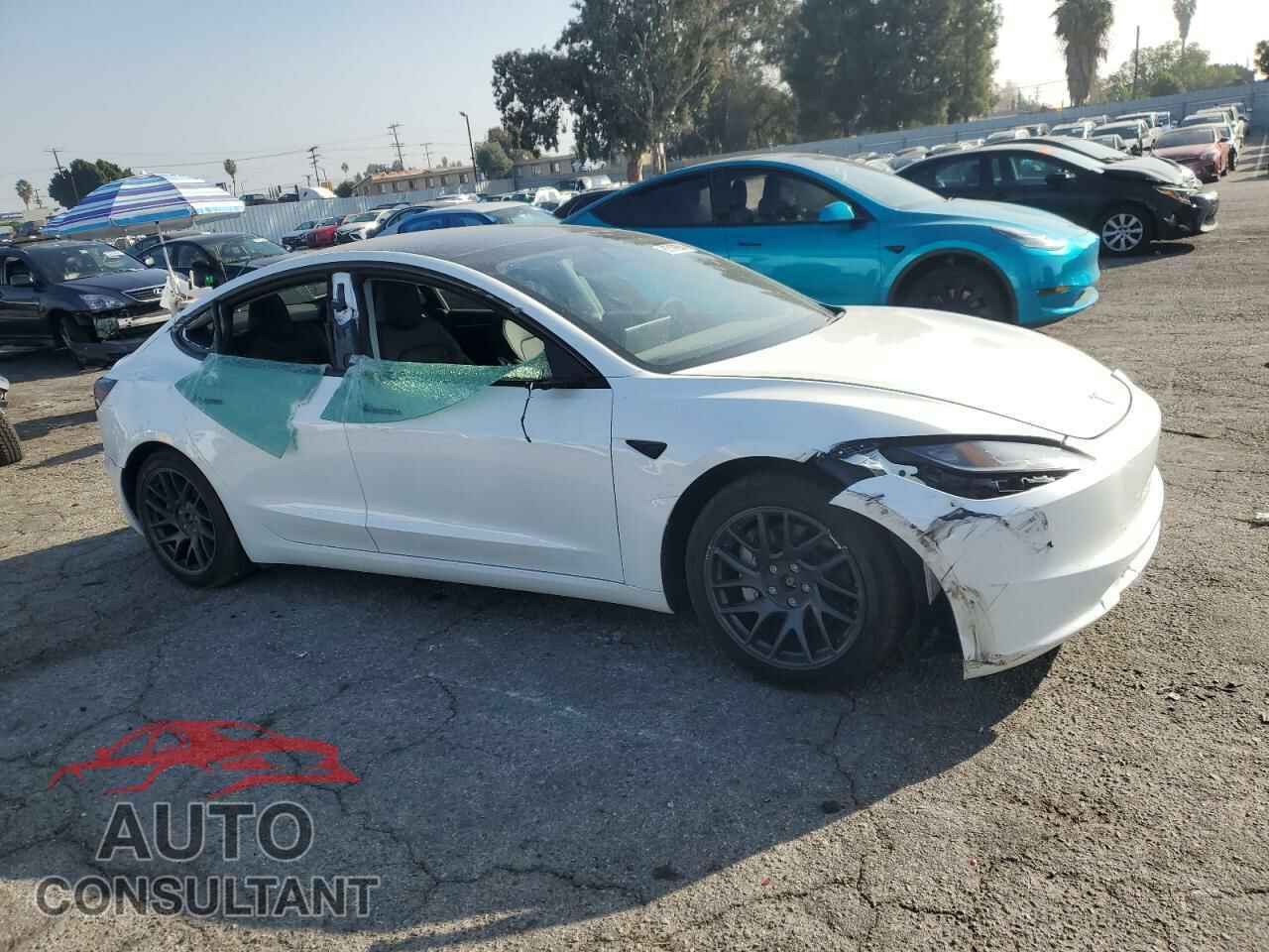 TESLA MODEL 3 2024 - 5YJ3E1EB5RF817218