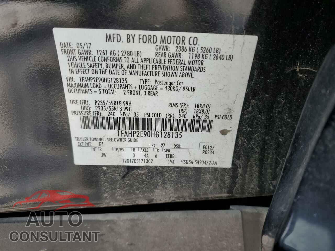 FORD TAURUS 2017 - 1FAHP2E90HG128135