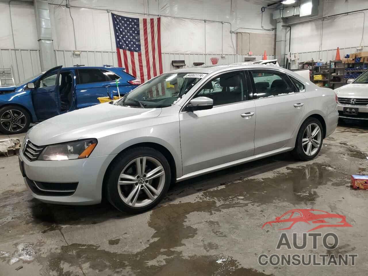 VOLKSWAGEN PASSAT 2014 - 1VWBS7A32EC031984