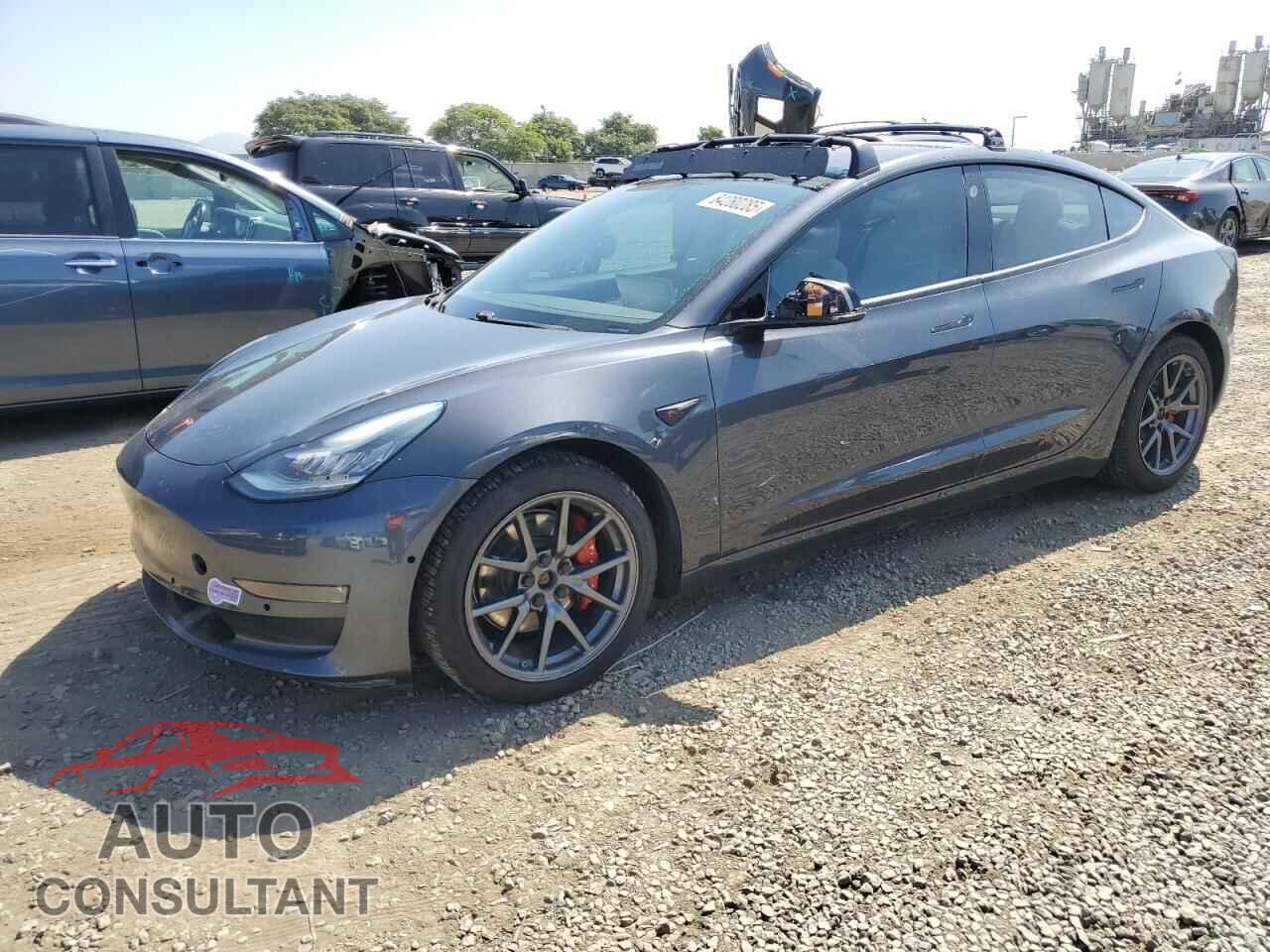 TESLA MODEL 3 2018 - 5YJ3E1EB6JF099425