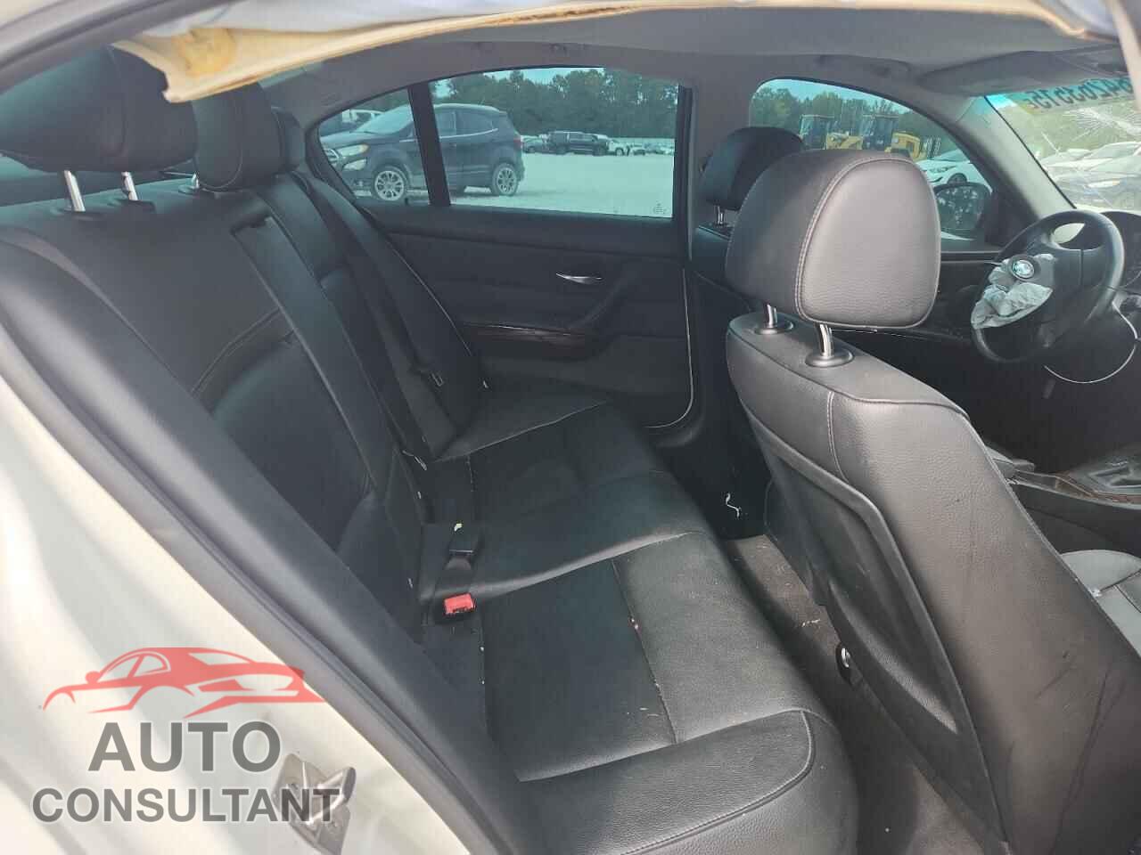 BMW 3 SERIES 2011 - WBAPH7C5XBE851135