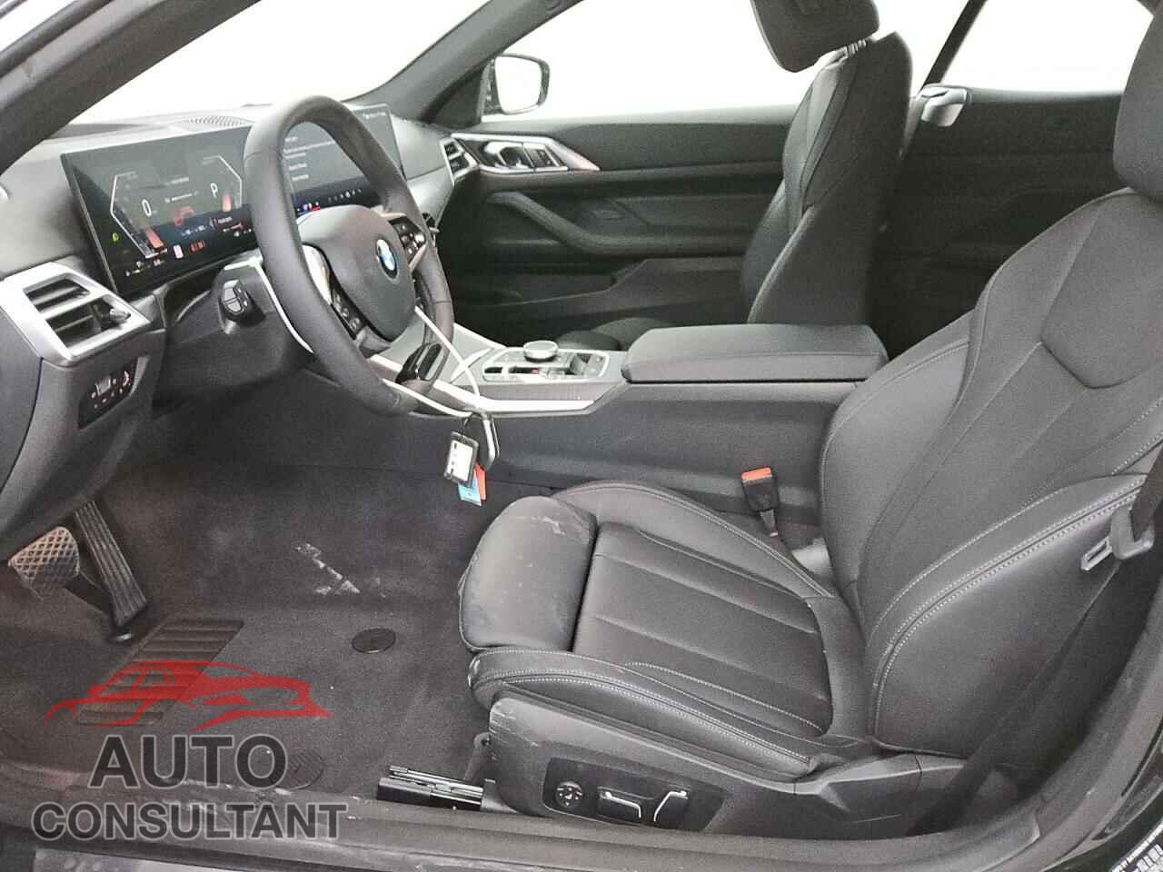 BMW 4 SERIES 2025 - WBA33DB06SCT77844