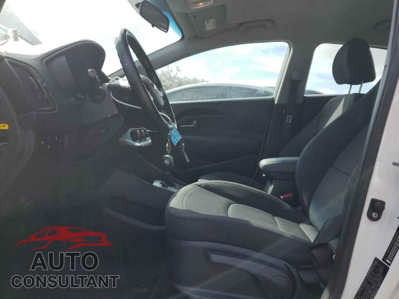 KIA RIO 2015 - KNADN5A31F6460148
