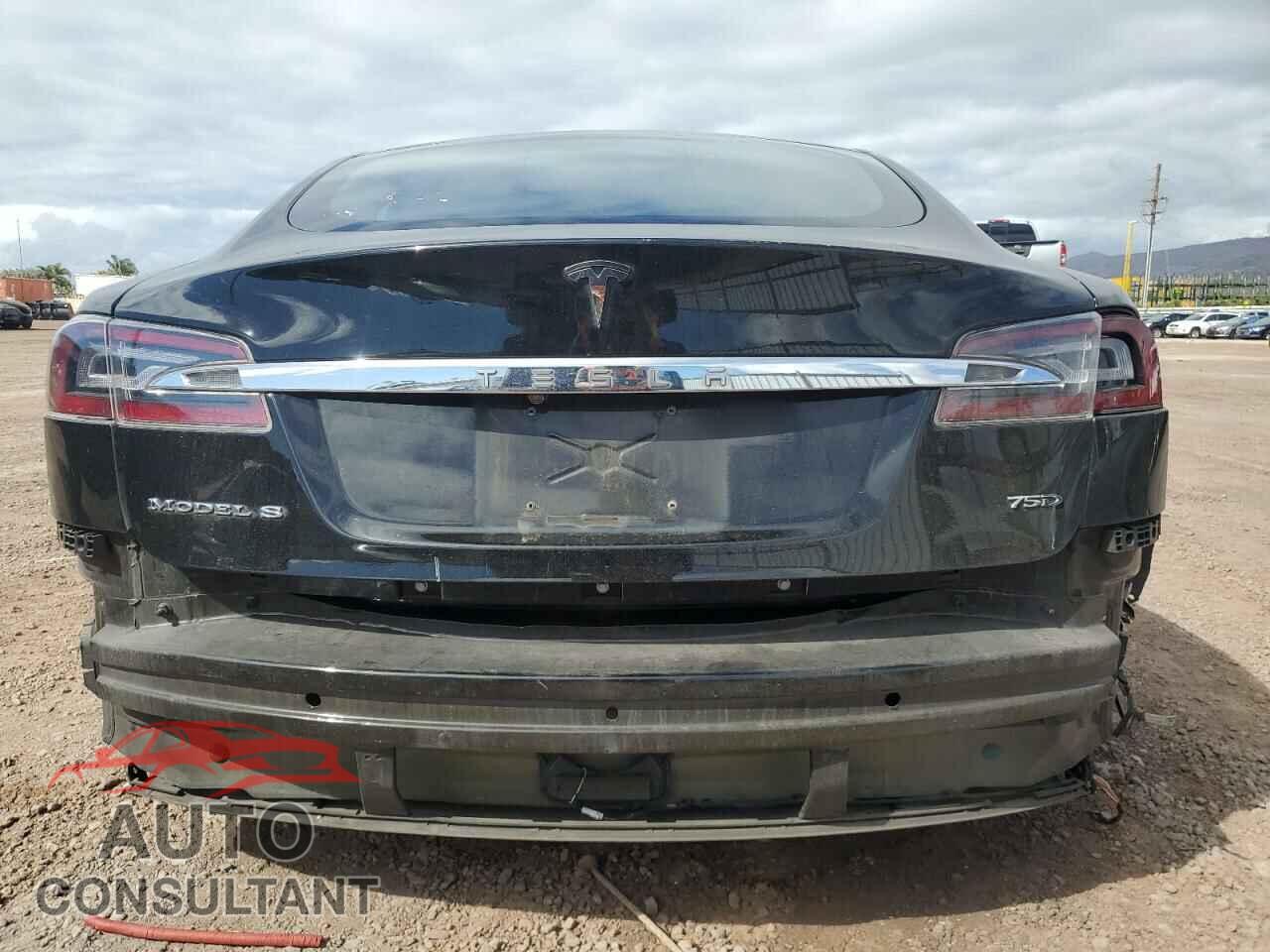 TESLA MODEL S 2018 - 5YJSA1E20JF294041