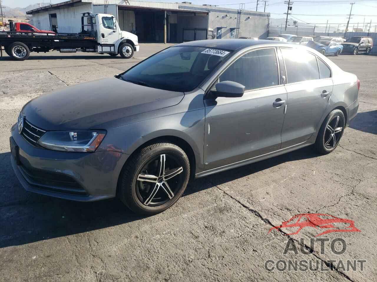 VOLKSWAGEN JETTA 2018 - 3VW2B7AJ9JM232675