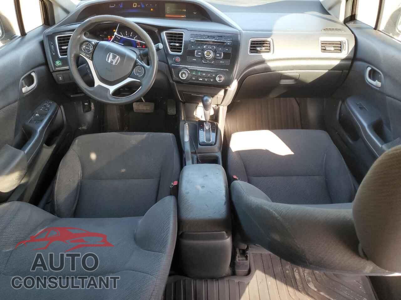 HONDA CIVIC 2013 - 2HGFB2F57DH552360