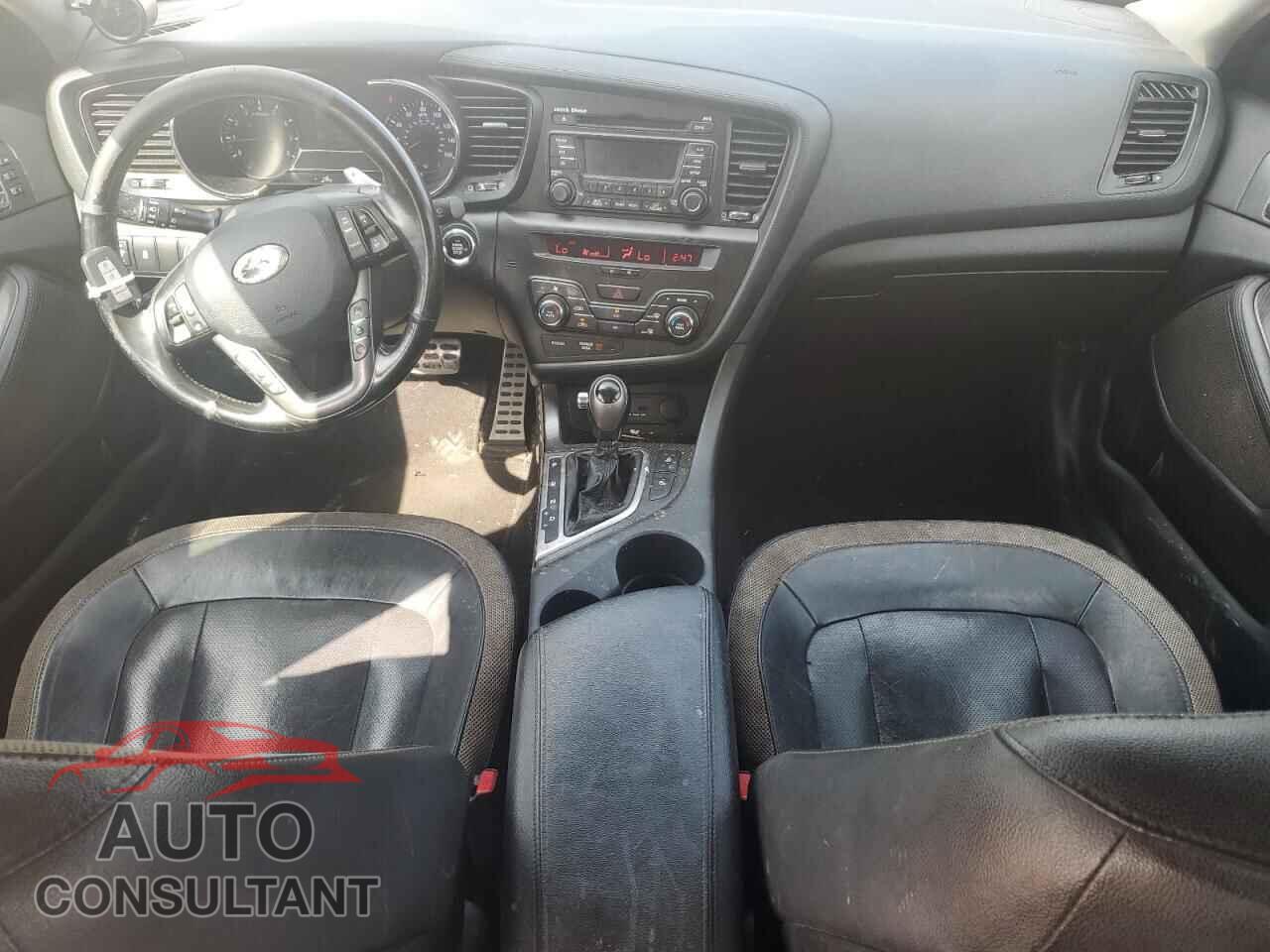 KIA OPTIMA 2011 - KNAGR4A67B5092869