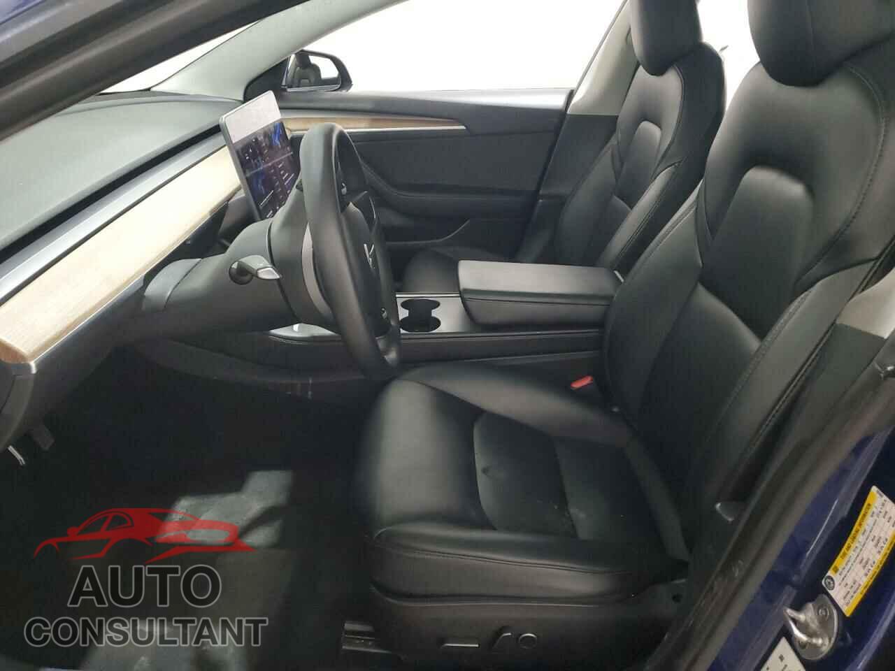 TESLA MODEL 3 2022 - 5YJ3E1EA8NF285562