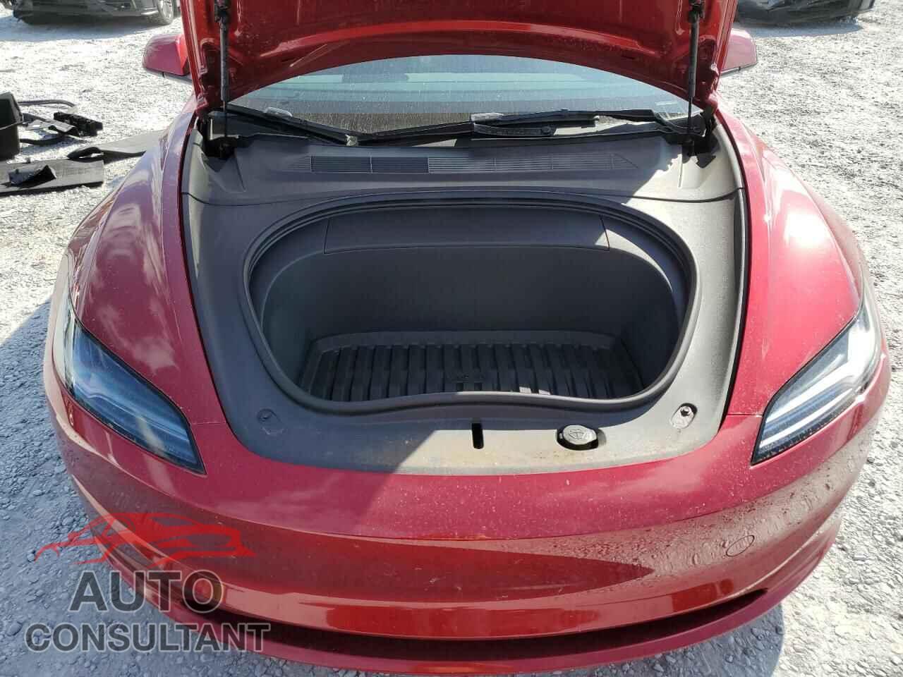 TESLA MODEL 3 2024 - 5YJ3E1EB4RF825214