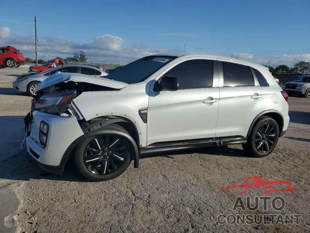 MITSUBISHI OUTLANDER 2022 - JA4APUAU6NU018795
