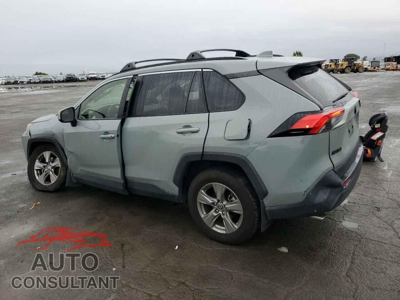 TOYOTA RAV4 2023 - JTMP1RFV5PD097654