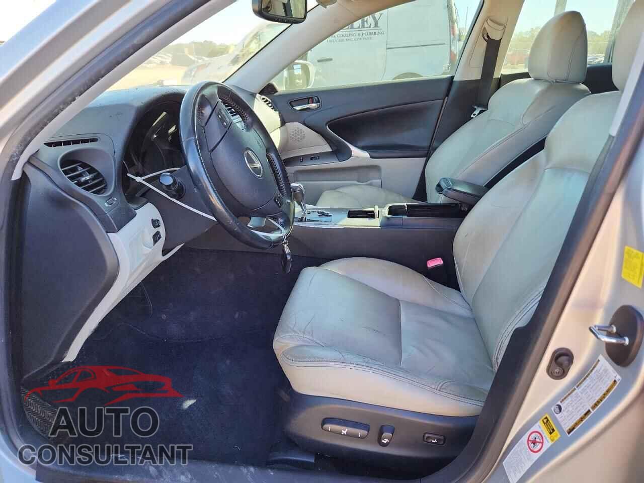 LEXUS IS 2010 - JTHBF5C29A5120951