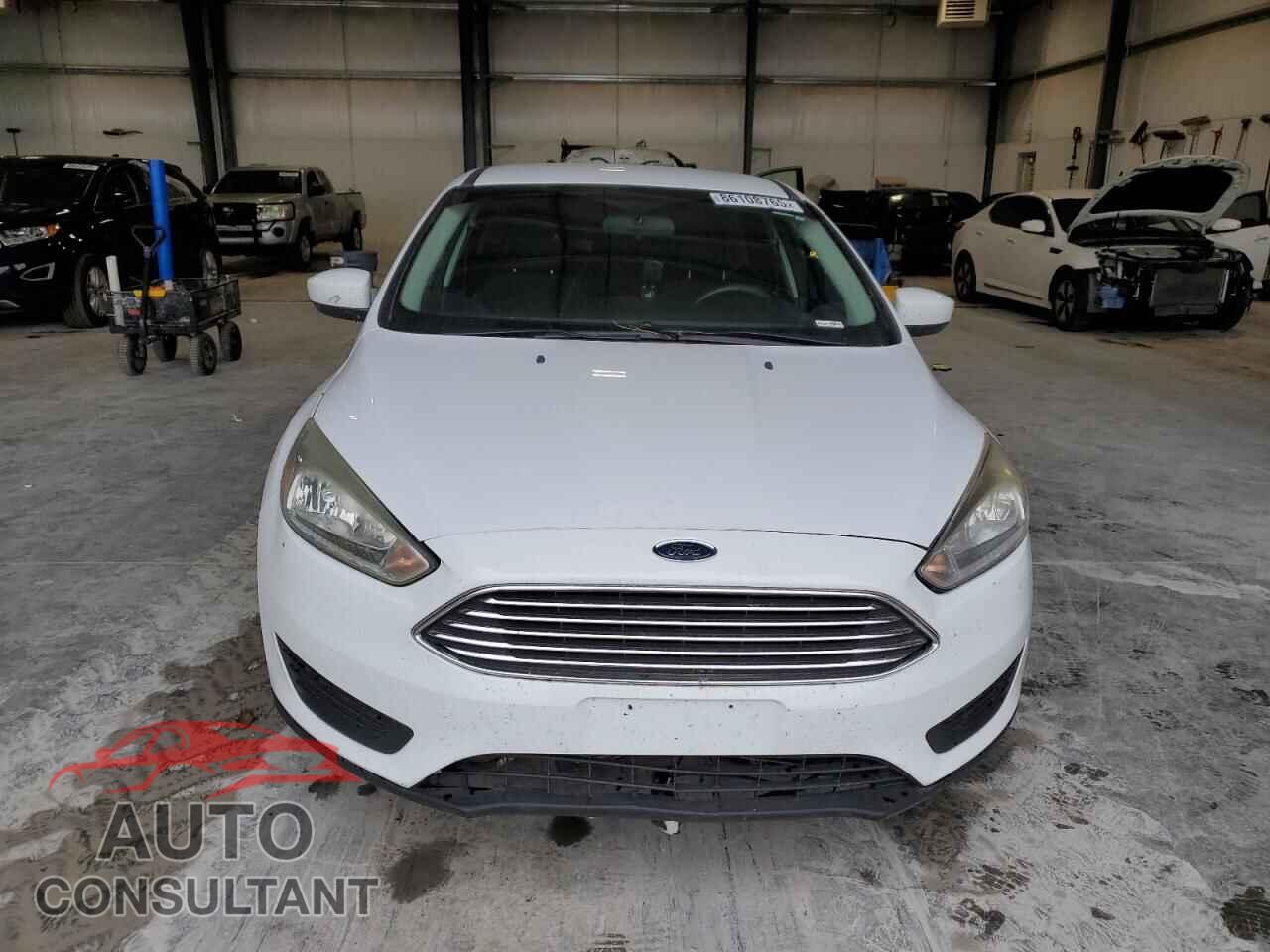 FORD FOCUS 2018 - 1FADP3FE4JL324480