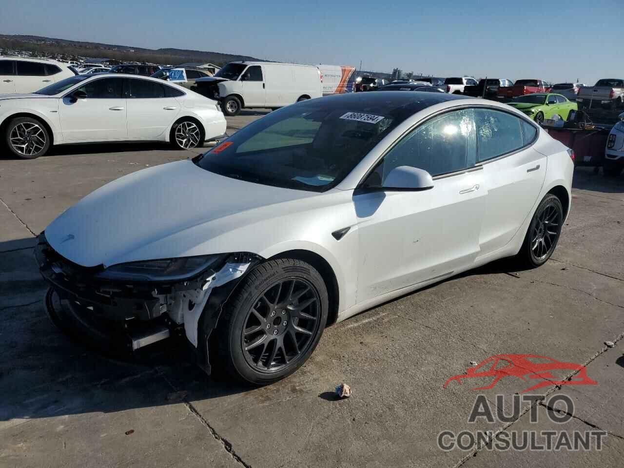 TESLA MODEL 3 2024 - 5YJ3E1EA8RF731859