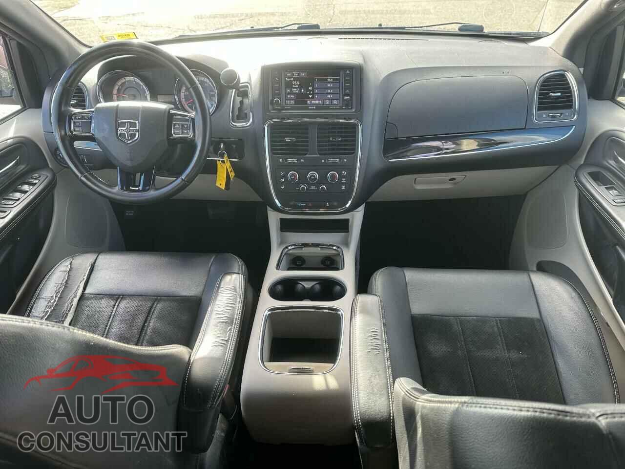 DODGE CARAVAN 2017 - 2C4RDGCGXHR773234