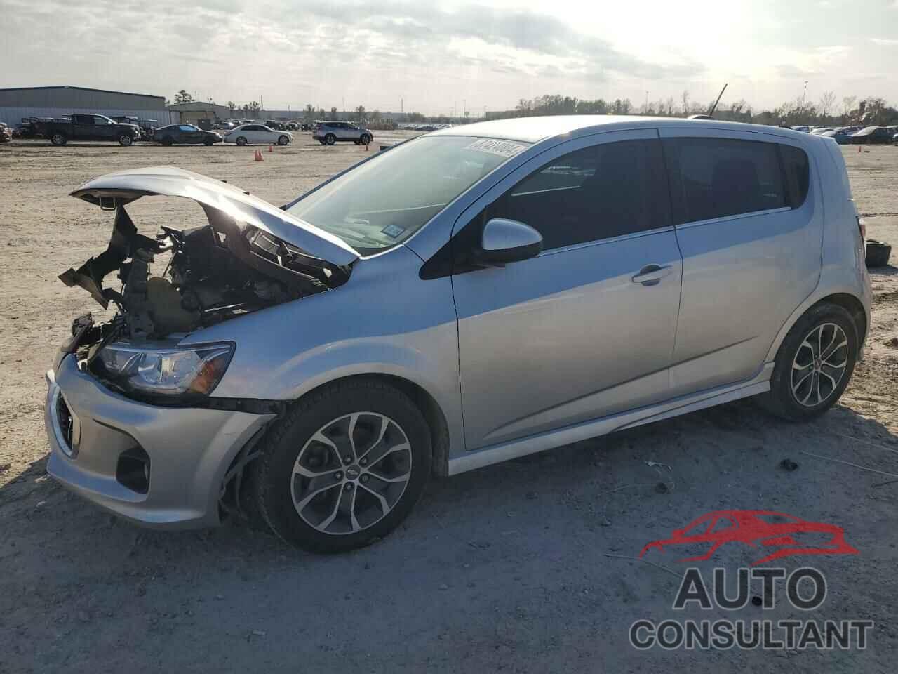 CHEVROLET SONIC 2017 - 1G1JD6SH6H4176417