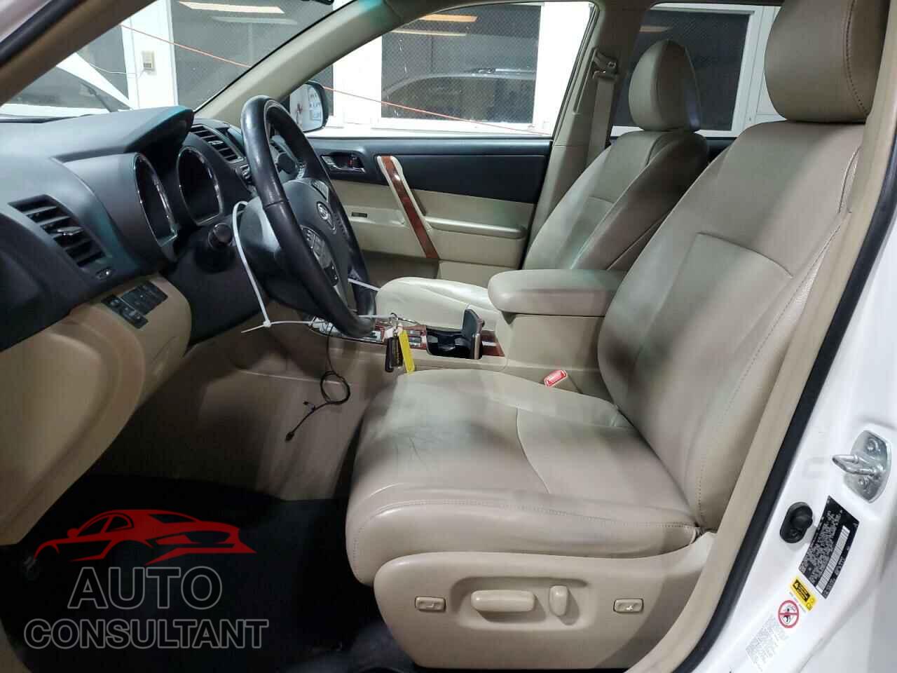 TOYOTA HIGHLANDER 2013 - 5TDDK3EH8DS259687