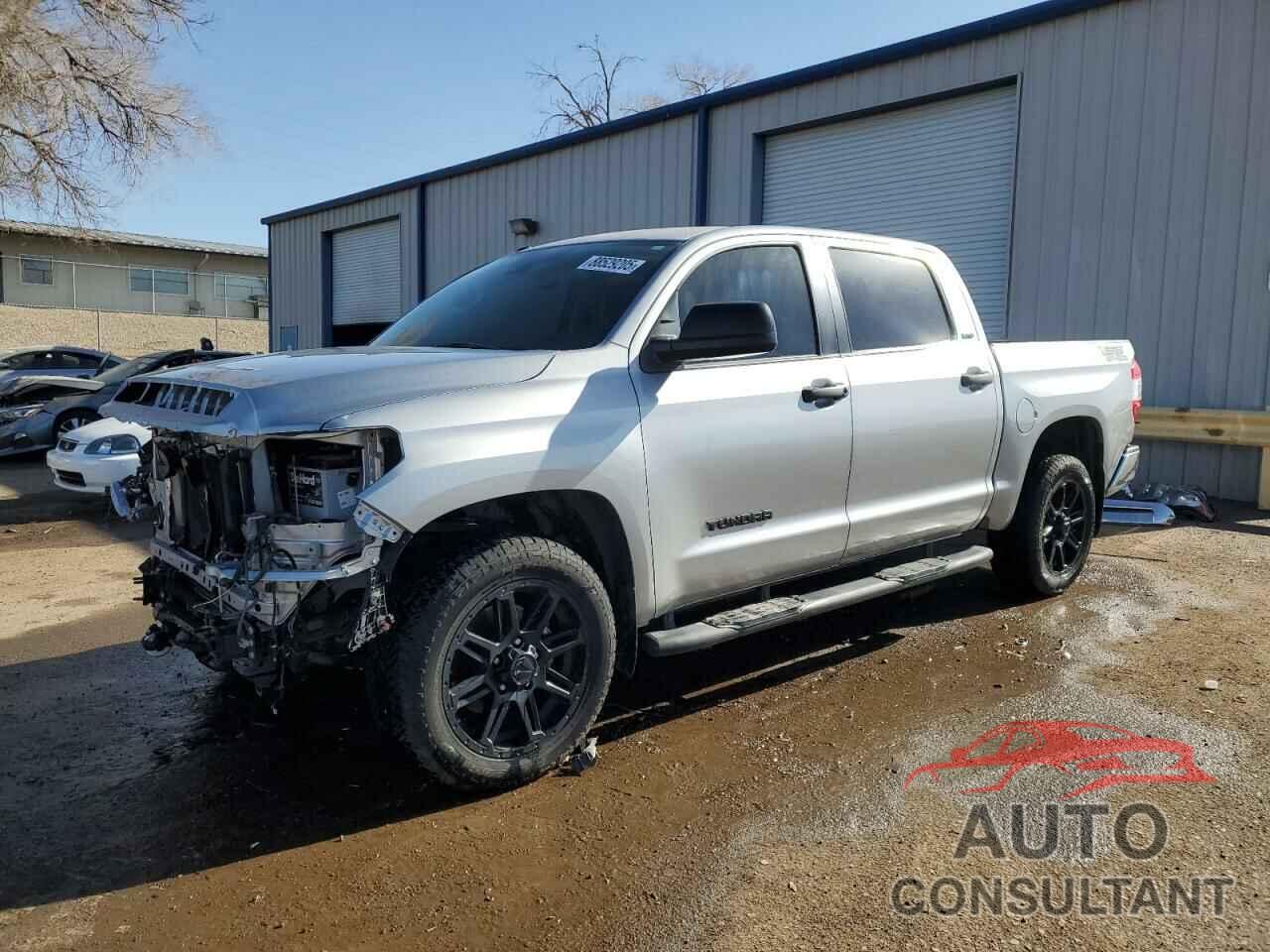 TOYOTA TUNDRA 2019 - 5TFEM5F13KX142067