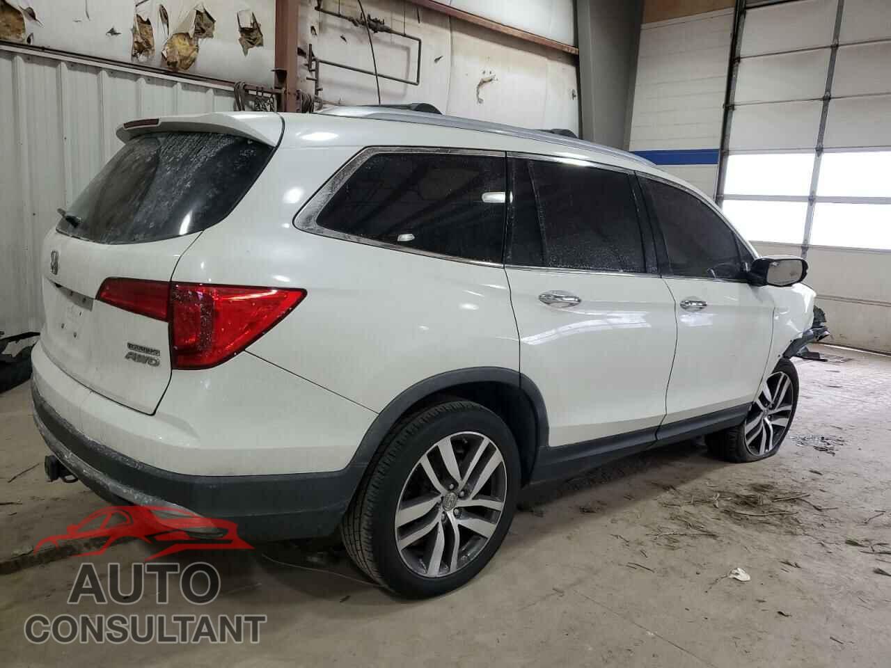 HONDA PILOT 2016 - 5FNYF6H92GB043726