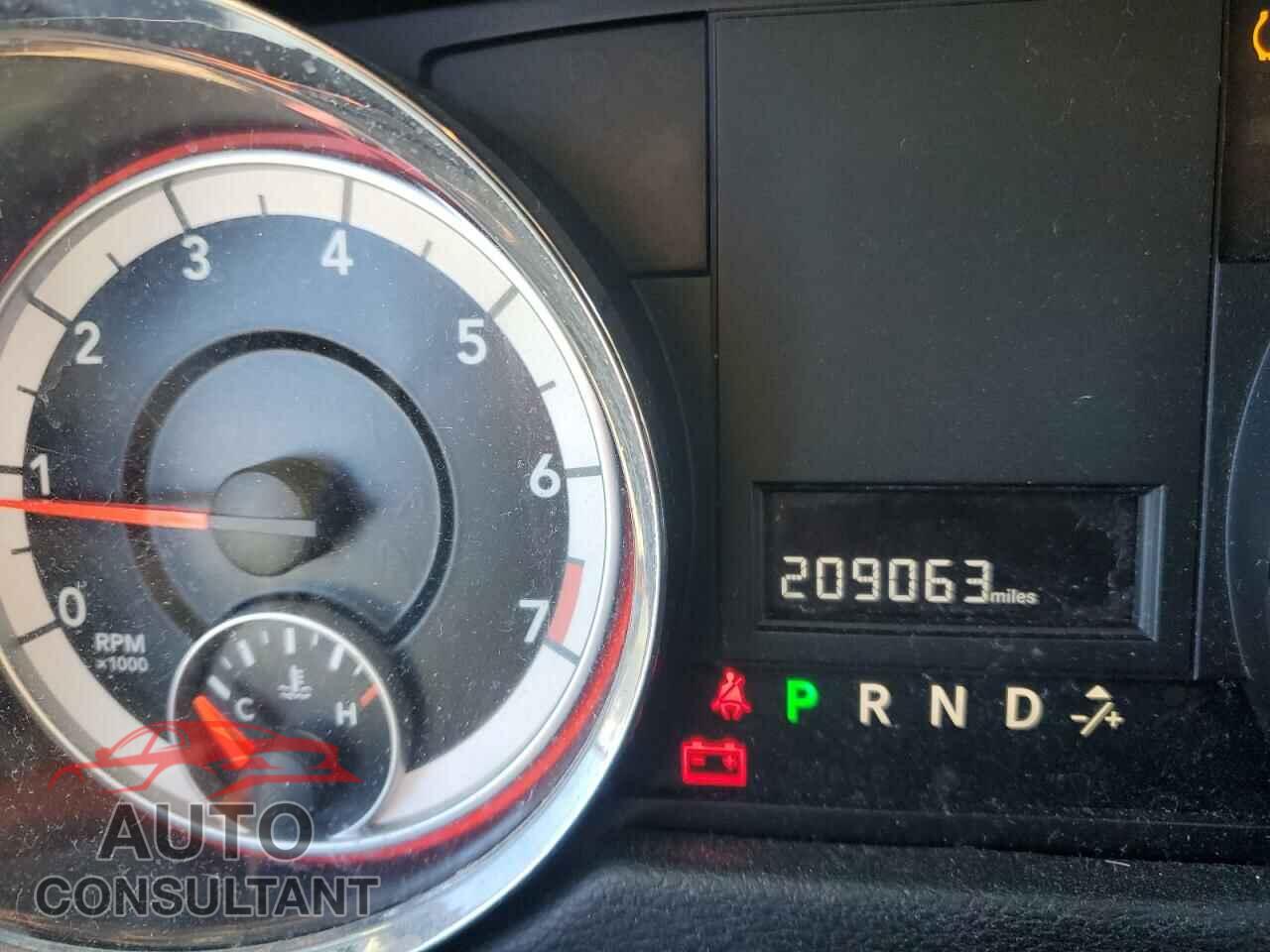 DODGE CARAVAN 2013 - 2C4RDGCG7DR748768