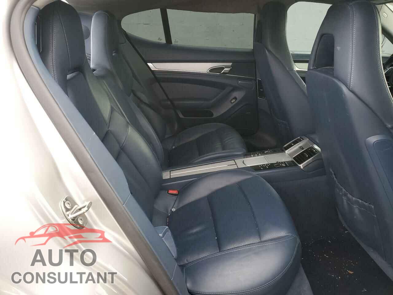 PORSCHE PANAMERA 2011 - WP0AA2A77BL013497