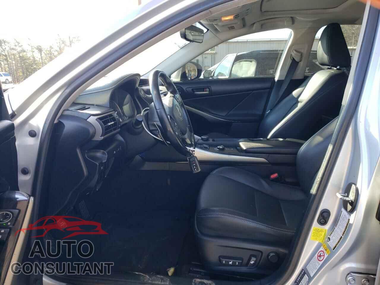 LEXUS IS 2017 - JTHBA1D24H5049724
