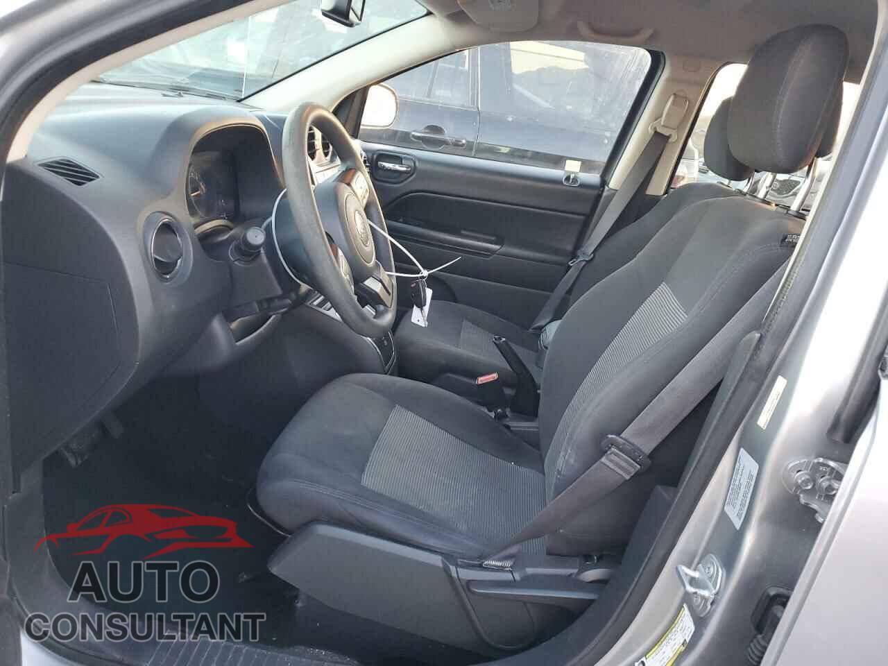 JEEP COMPASS 2016 - 1C4NJDBB9GD779037