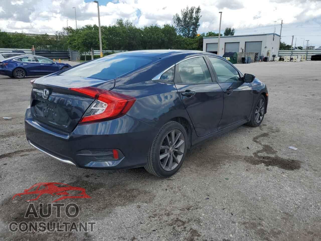 HONDA CIVIC 2018 - 2HGFC2F59JH610154