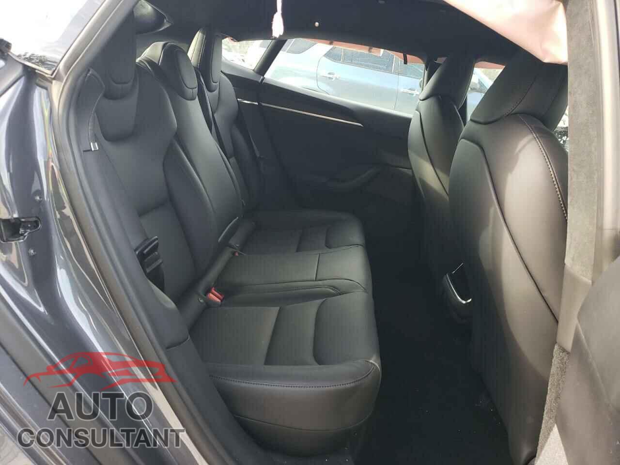TESLA MODEL S 2022 - 5YJSA1E5XNF467287