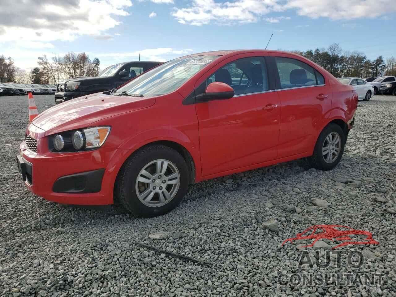 CHEVROLET SONIC 2015 - 1G1JC5SH5F4198290