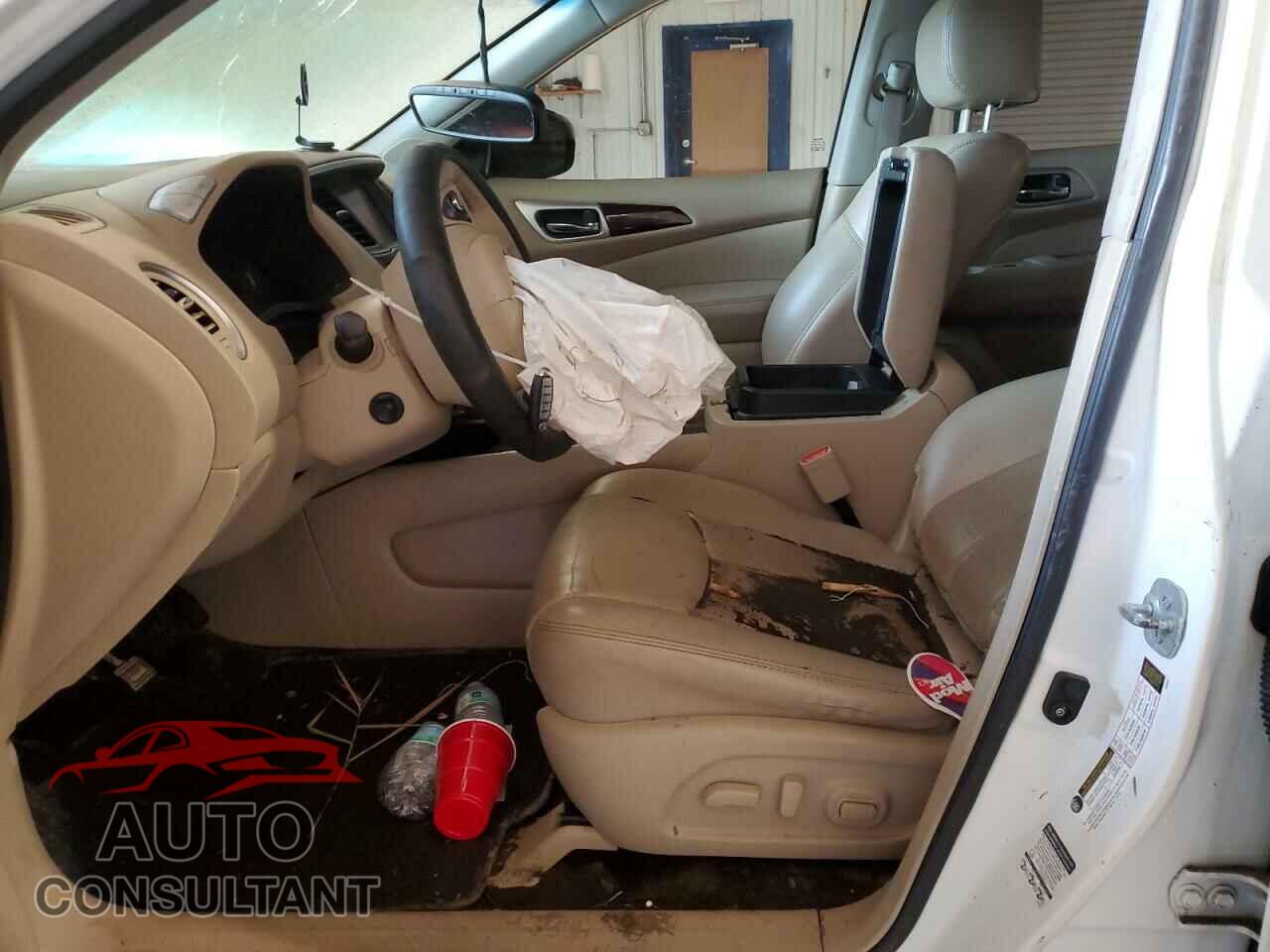 NISSAN PATHFINDER 2015 - 5N1AR2MM2FC679016