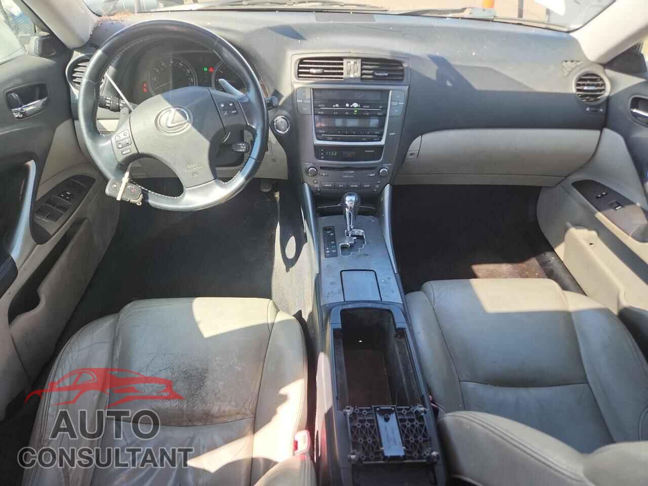 LEXUS IS 2010 - JTHBF5C21A5128090
