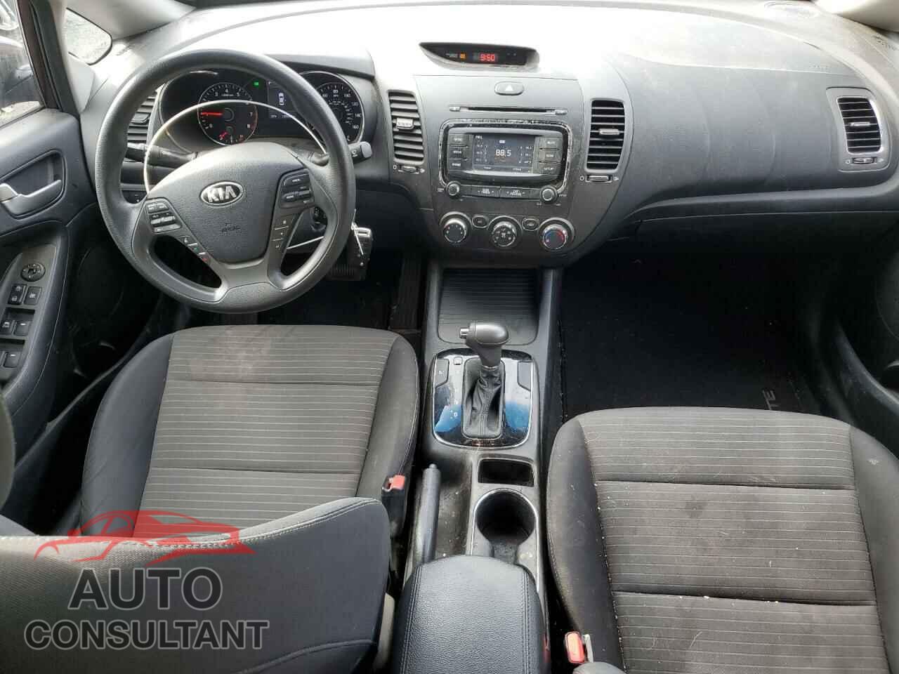 KIA FORTE 2017 - 3KPFL4A70HE144963