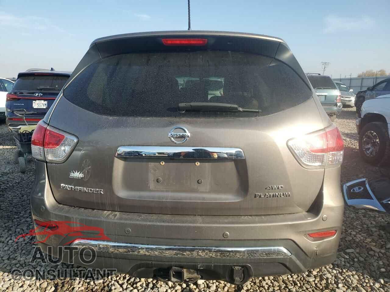 NISSAN PATHFINDER 2013 - 5N1AR2MM6DC671384