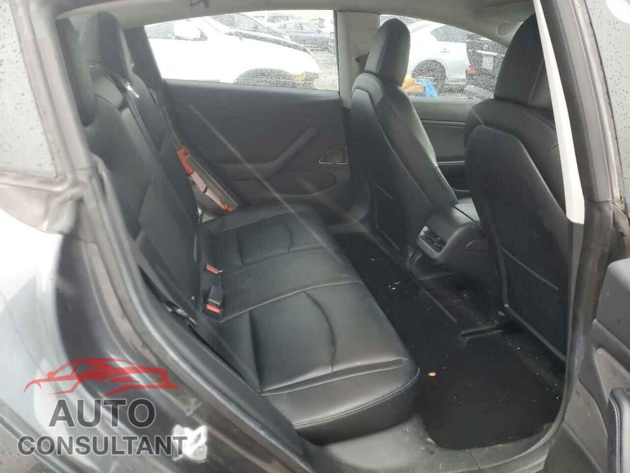 TESLA MODEL 3 2018 - 5YJ3E1EA0JF003361