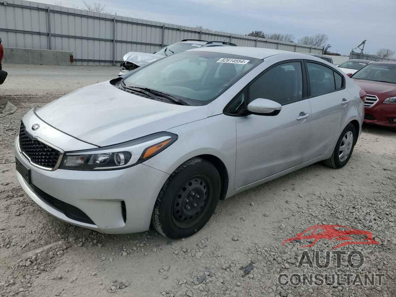 KIA FORTE 2018 - 3KPFK4A73JE218630