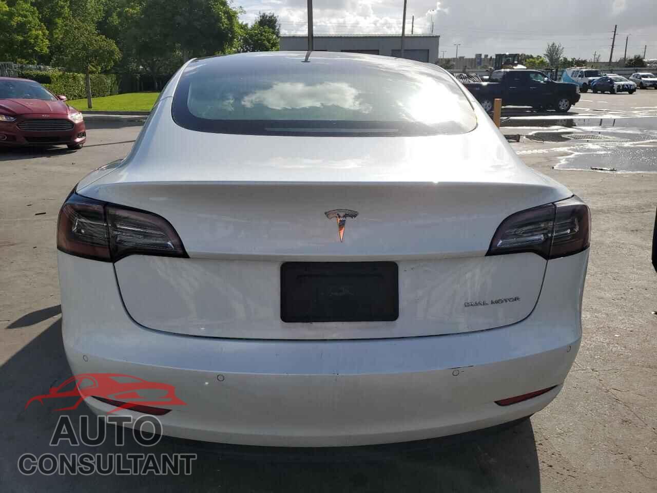 TESLA MODEL 3 2022 - 5YJ3E1EB2NF178967