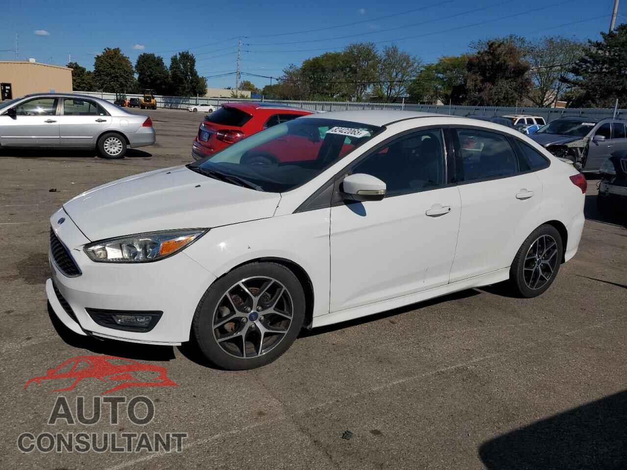 FORD FOCUS 2015 - 1FADP3F24FL355595